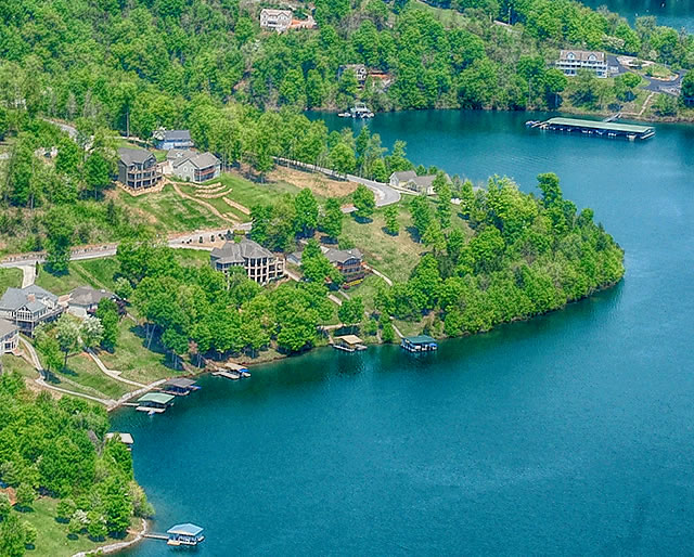 Norris Crest Homes for Sale on Norris Lake - Lafollette, TN